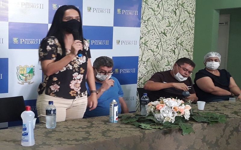 Município vacina os 05 primeiros profissionais da saúde contra a Covid-19 - Imagem 10