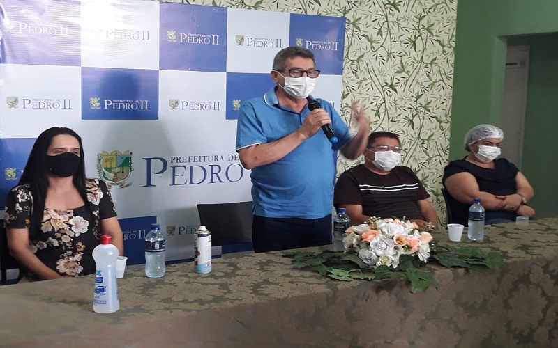 Município vacina os 05 primeiros profissionais da saúde contra a Covid-19 - Imagem 7