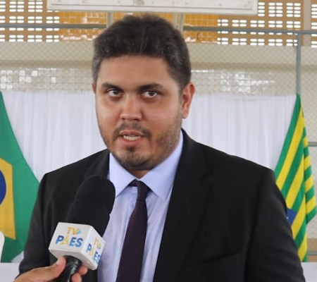 Prefeito de N. S. dos Remédios nomeia parte dos secretários