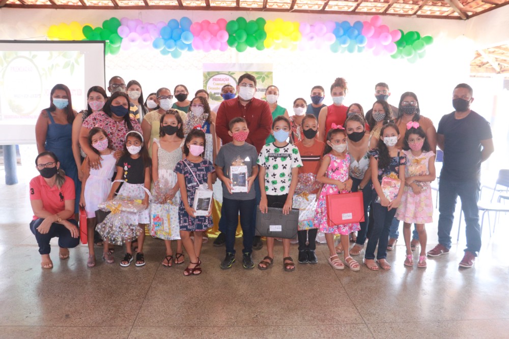Alunos são premiados em Concurso de Desenhos e Redação em Agricolândia - Imagem 1