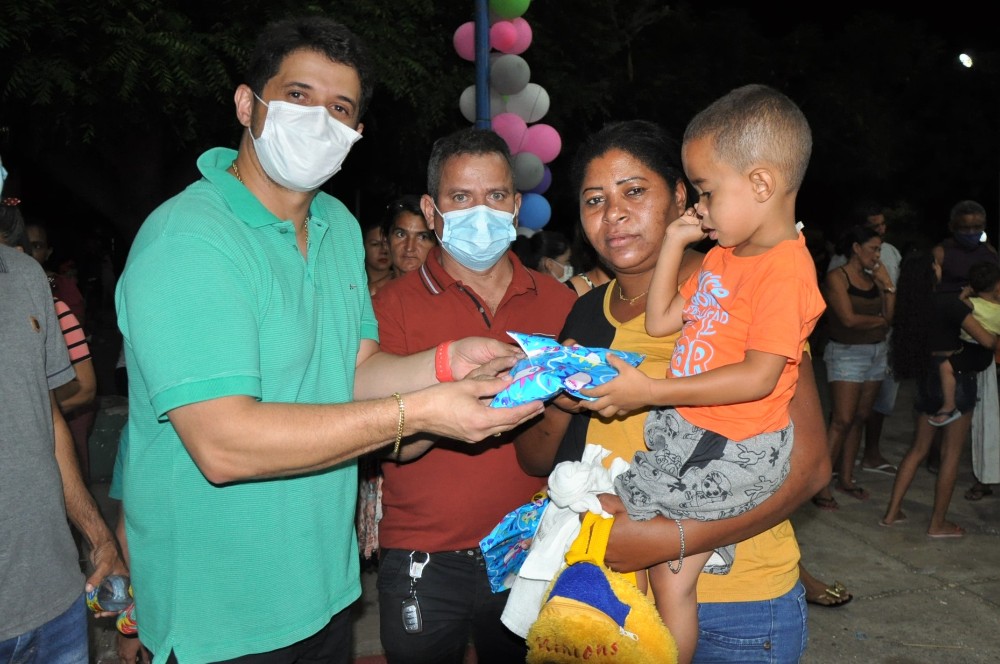 Prefeitura de Hugo Napoleão realiza festa em homenagem às crianças  - Imagem 42