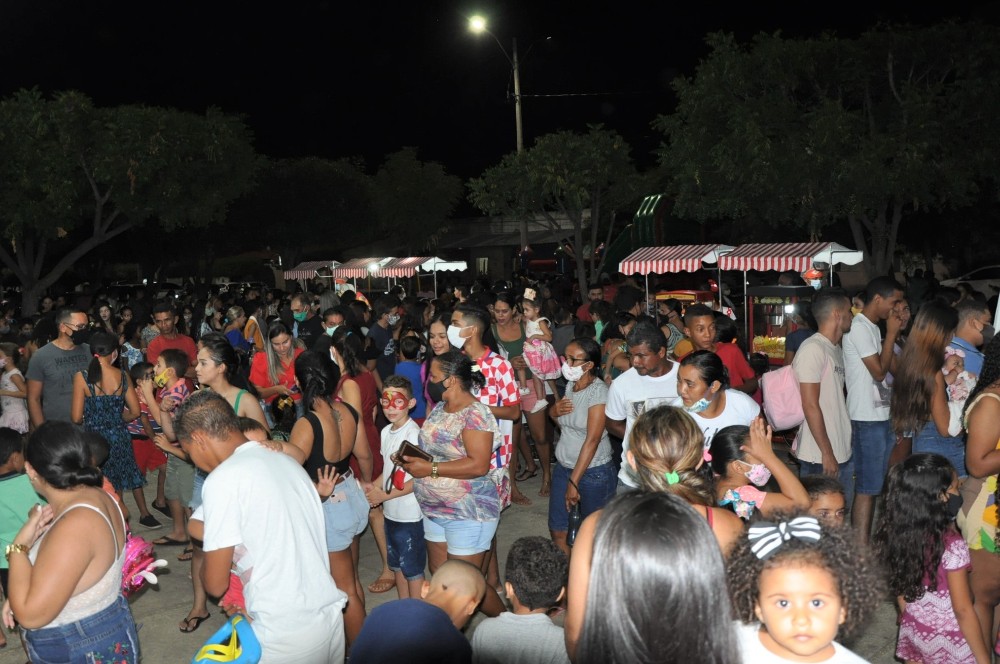 Prefeitura de Hugo Napoleão realiza festa em homenagem às crianças  - Imagem 17
