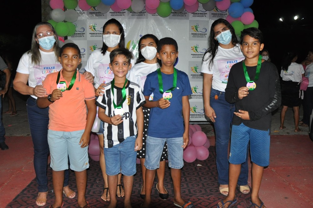 Prefeitura de Hugo Napoleão realiza festa em homenagem às crianças  - Imagem 30