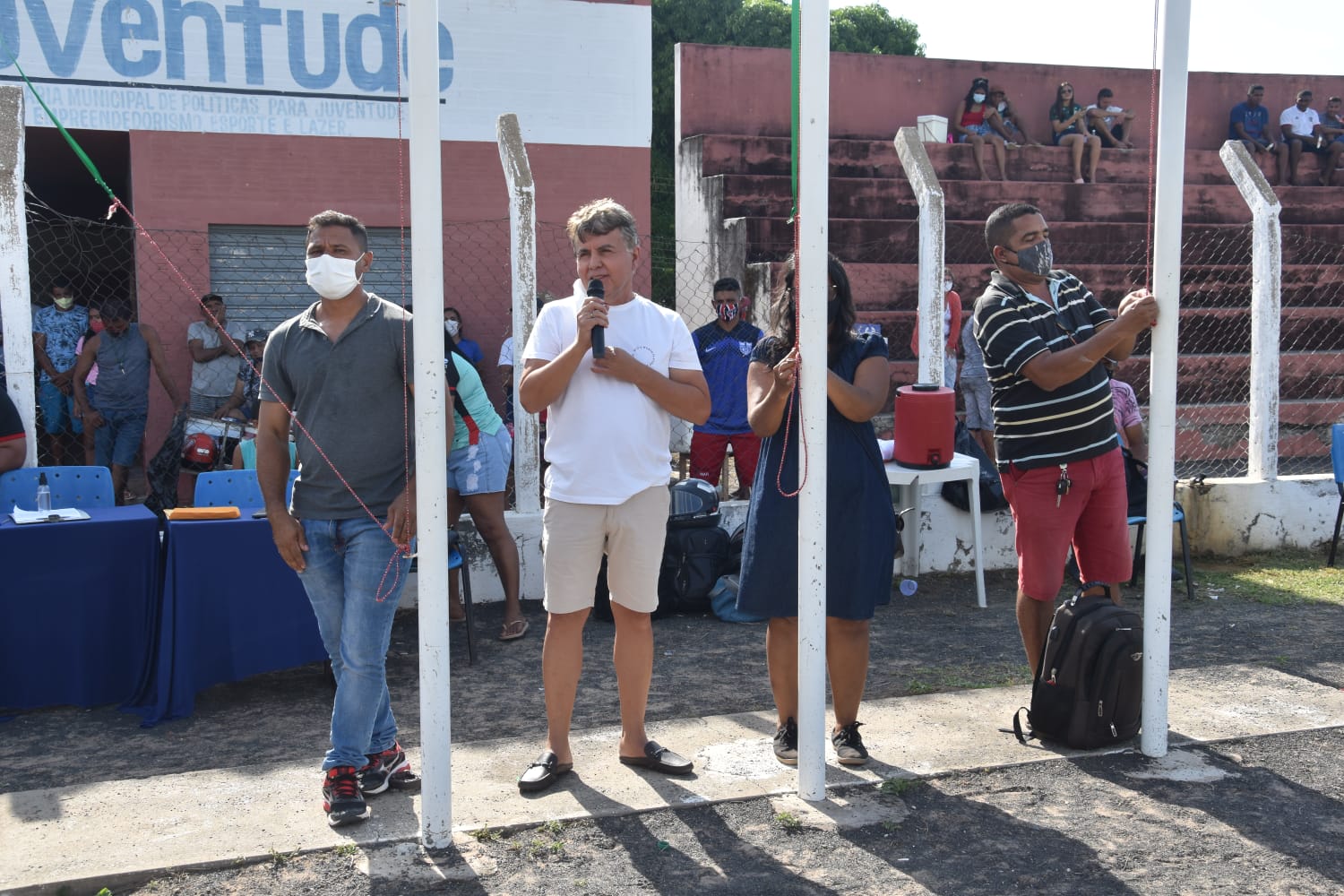 Prefeito João Luiz e vice Evandro Abreu abrem jogos em Monsenhor Gil - Imagem 3