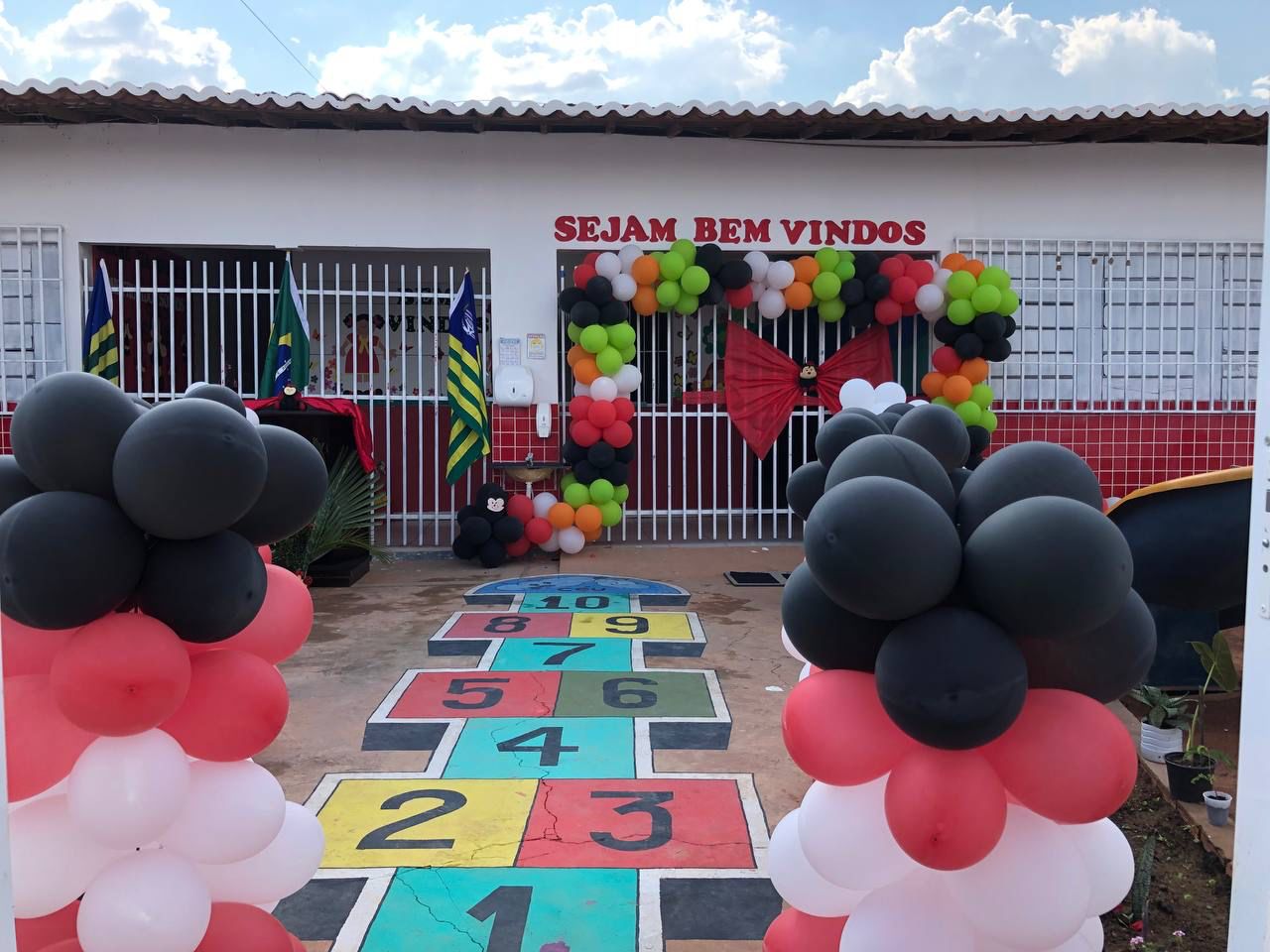 Prefeitura em parceria com a Secretaria de Educação reinaugura Creche - Imagem 1