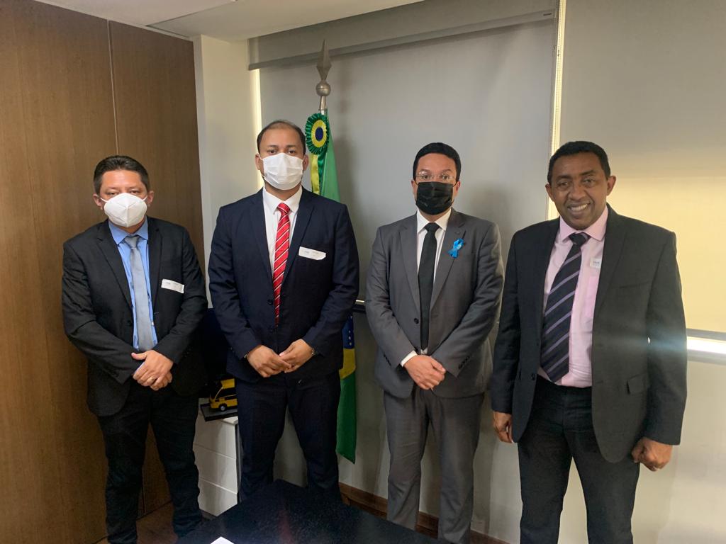 Dr. Jomário vai a Brasília em busca de melhorias para Campinas do Piauí - Imagem 6