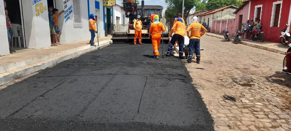 Nossa Senhora dos Remédios ganha nova pavimenta asfáltica - Imagem 1