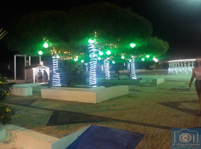 Milton Brandão: Cidade decorada em clima natalino - Imagem 9