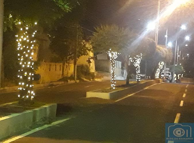 Milton Brandão: Cidade decorada em clima natalino - Imagem 4