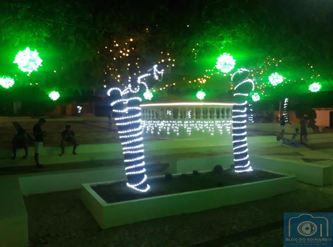 Milton Brandão: Cidade decorada em clima natalino - Imagem 7