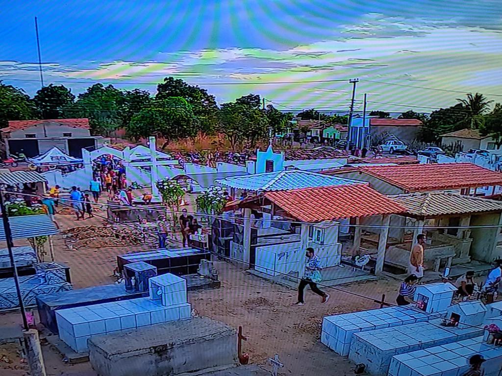 Prefeitura de Pimenteiras preparou cemitérios para o “Dia de Finados” - Imagem 1