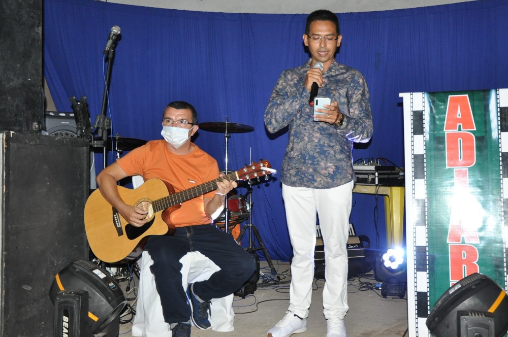 Prefeitura de Hugo Napoleão oferece jantar em homenagem aos professores - Imagem 13