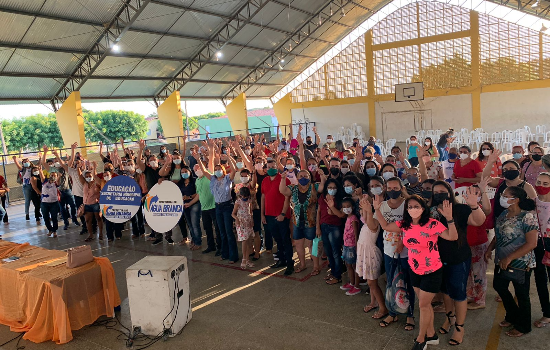 Prefeito Junior Ribeiro anuncia rateio de R$ 2,3 milhões para professores