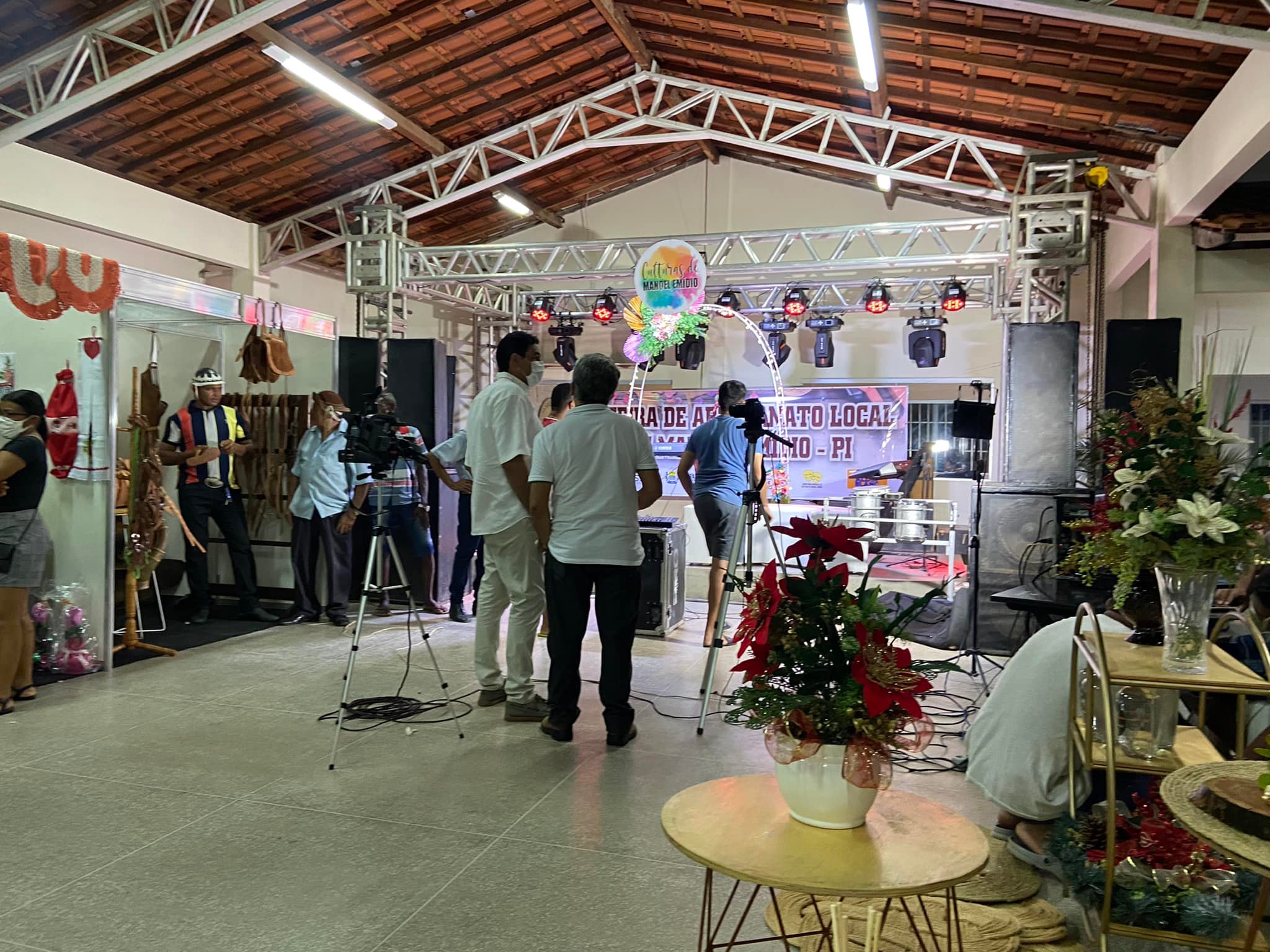 Secretaria de Cultura de Manoel Emídio realiza I Feira de Artesanato Local - Imagem 7