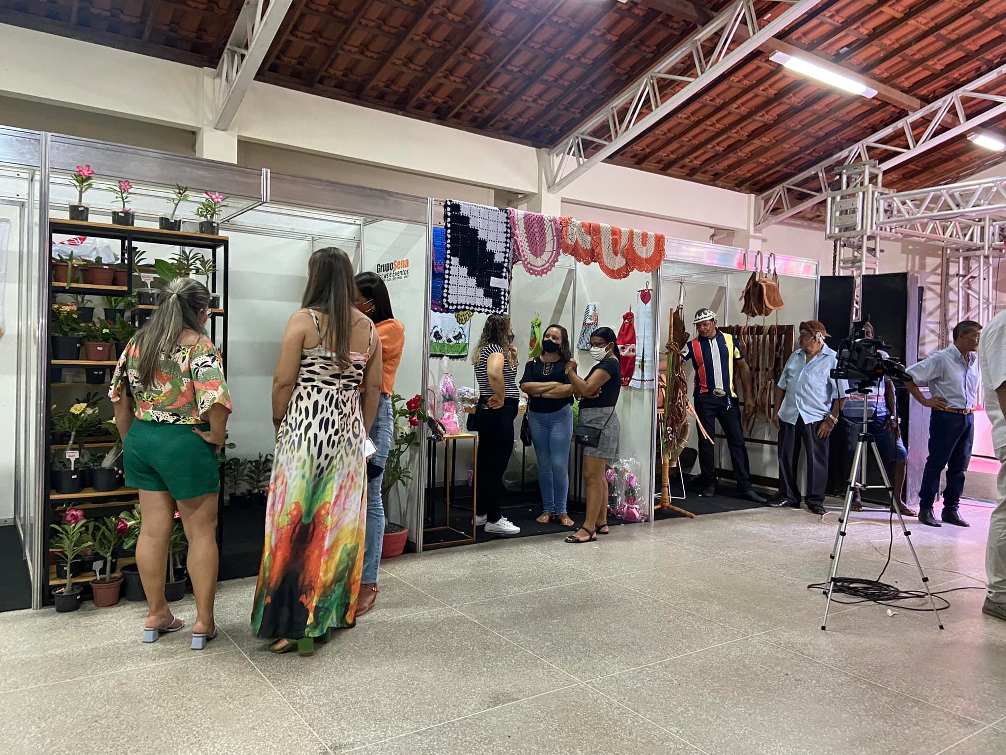 Secretaria de Cultura de Manoel Emídio realiza I Feira de Artesanato Local - Imagem 8