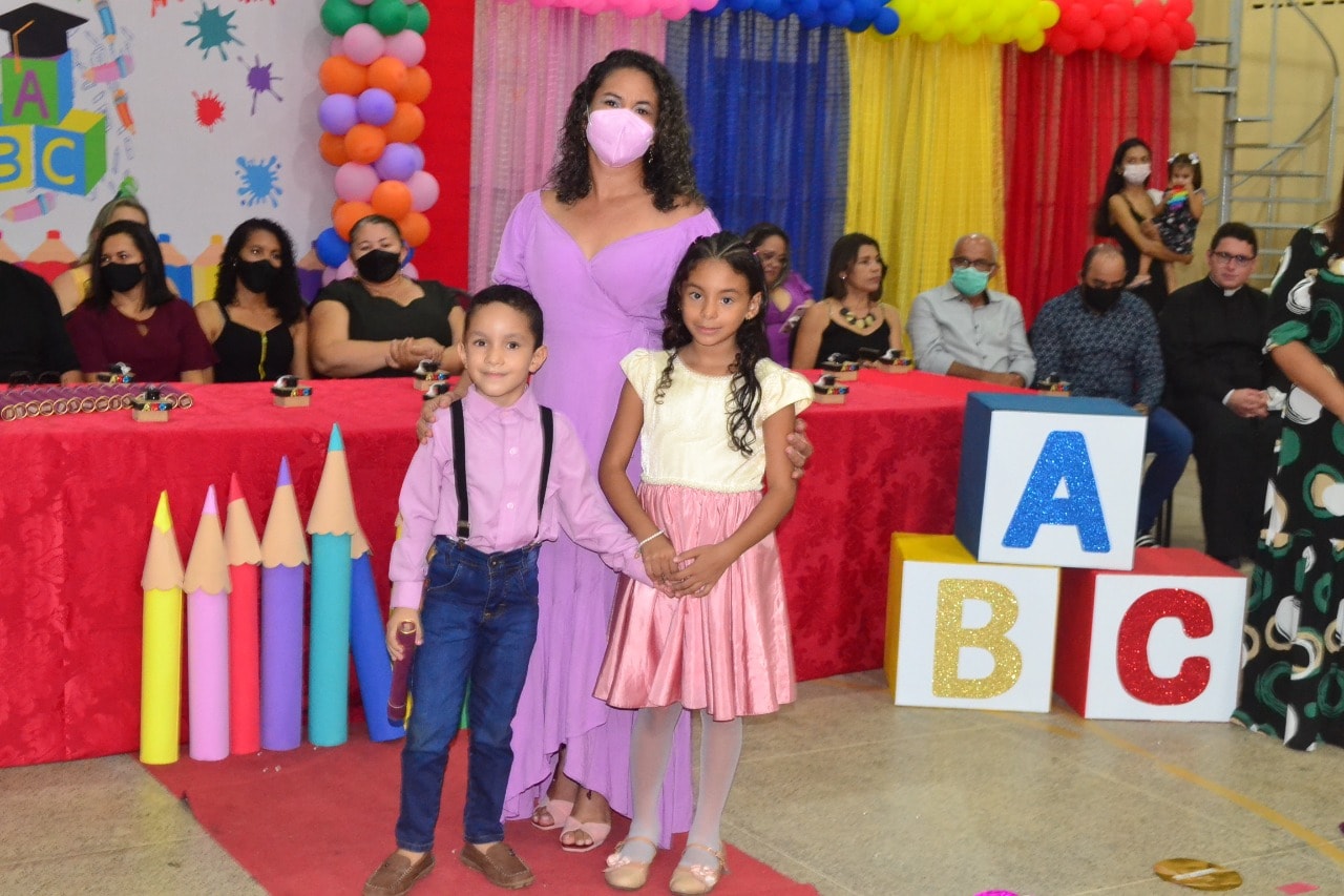 U. E Vó Binoca realiza formatura dos Doutores do ABC - Imagem 26