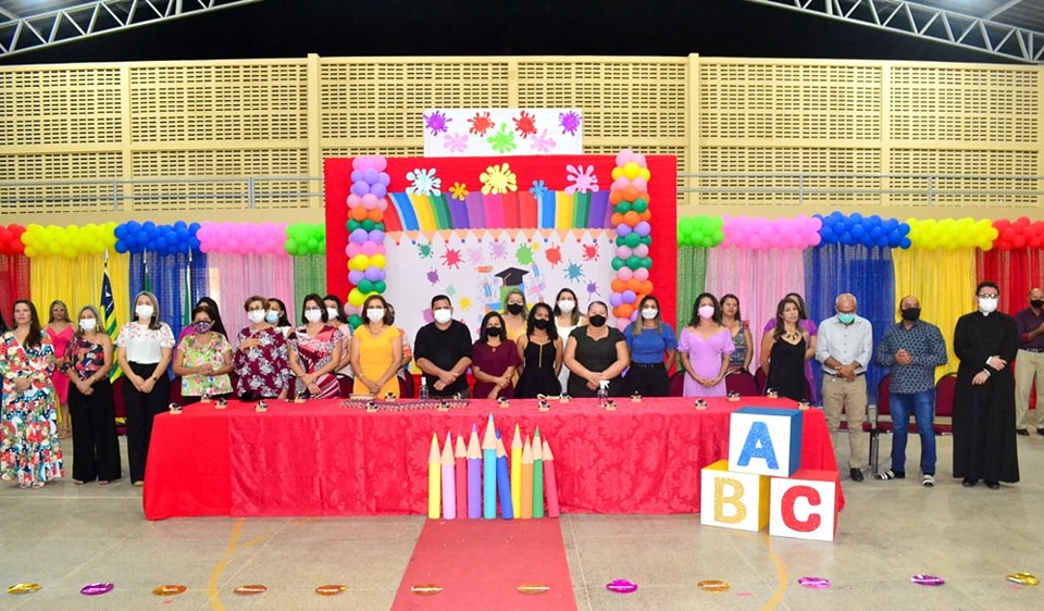 U. E Vó Binoca realiza formatura dos Doutores do ABC - Imagem 1