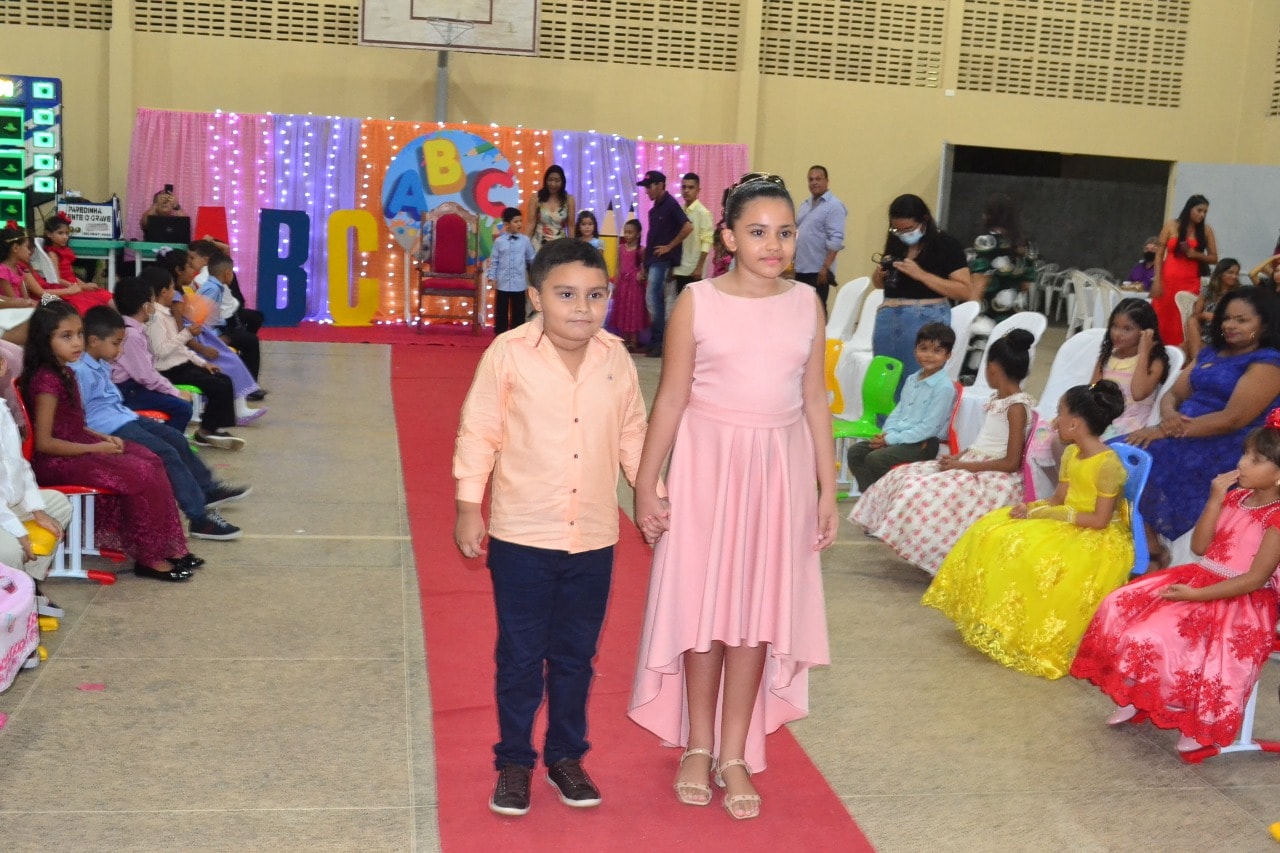 U. E Vó Binoca realiza formatura dos Doutores do ABC - Imagem 17