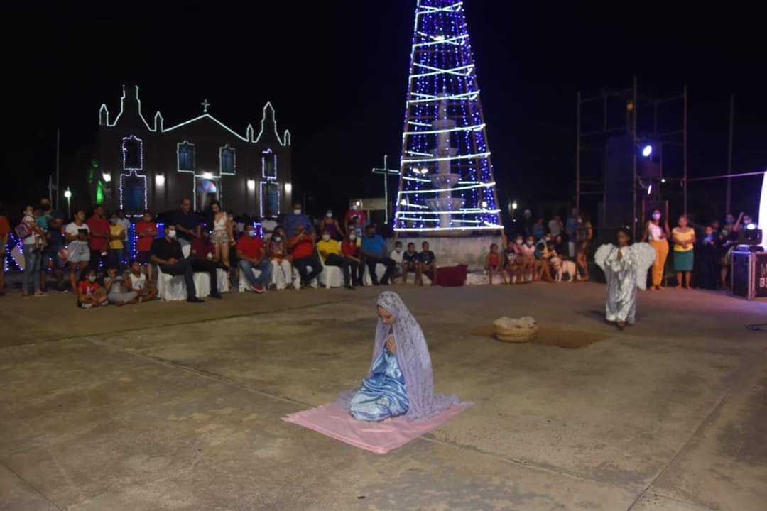 A magia do Natal invade Monsenhor Gil com a realização do Auto de Natal - Imagem 13