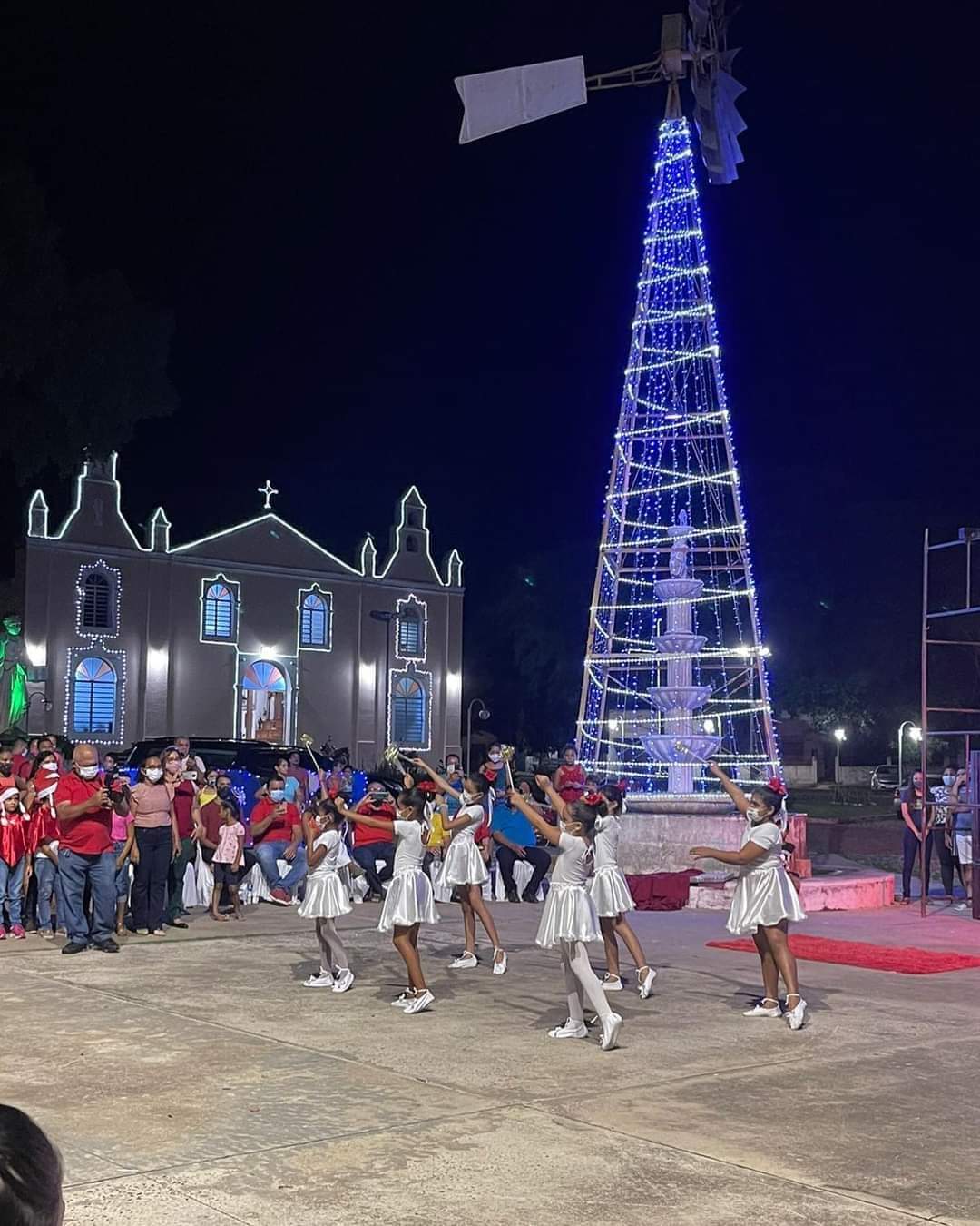 A magia do Natal invade Monsenhor Gil com a realização do Auto de Natal - Imagem 4