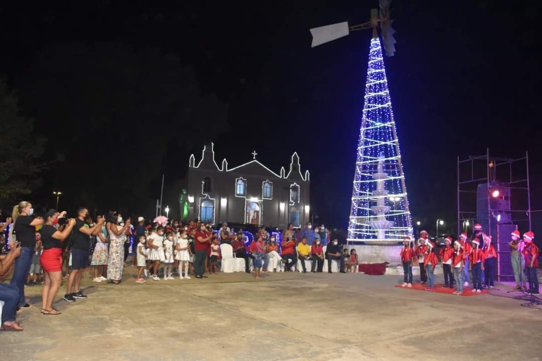 A magia do Natal invade Monsenhor Gil com a realização do Auto de Natal - Imagem 15