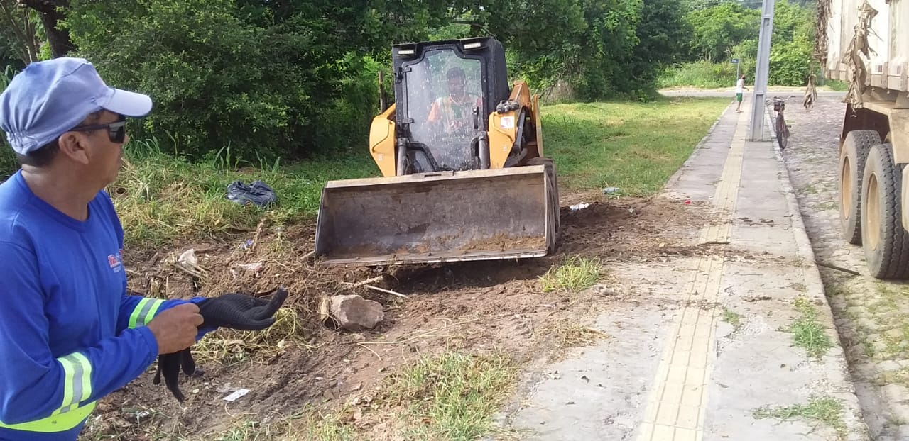 Limpeza continua marca da gestão eficiente da prefeitura de Monsenhor Gil - Imagem 10