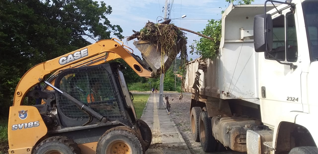 Limpeza continua marca da gestão eficiente da prefeitura de Monsenhor Gil - Imagem 2