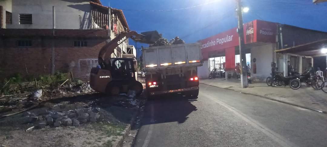 Limpeza continua marca da gestão eficiente da prefeitura de Monsenhor Gil - Imagem 7