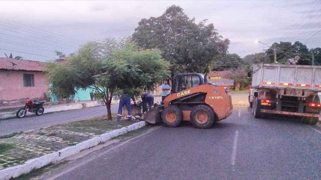 Limpeza continua marca da gestão eficiente da prefeitura de Monsenhor Gil - Imagem 4