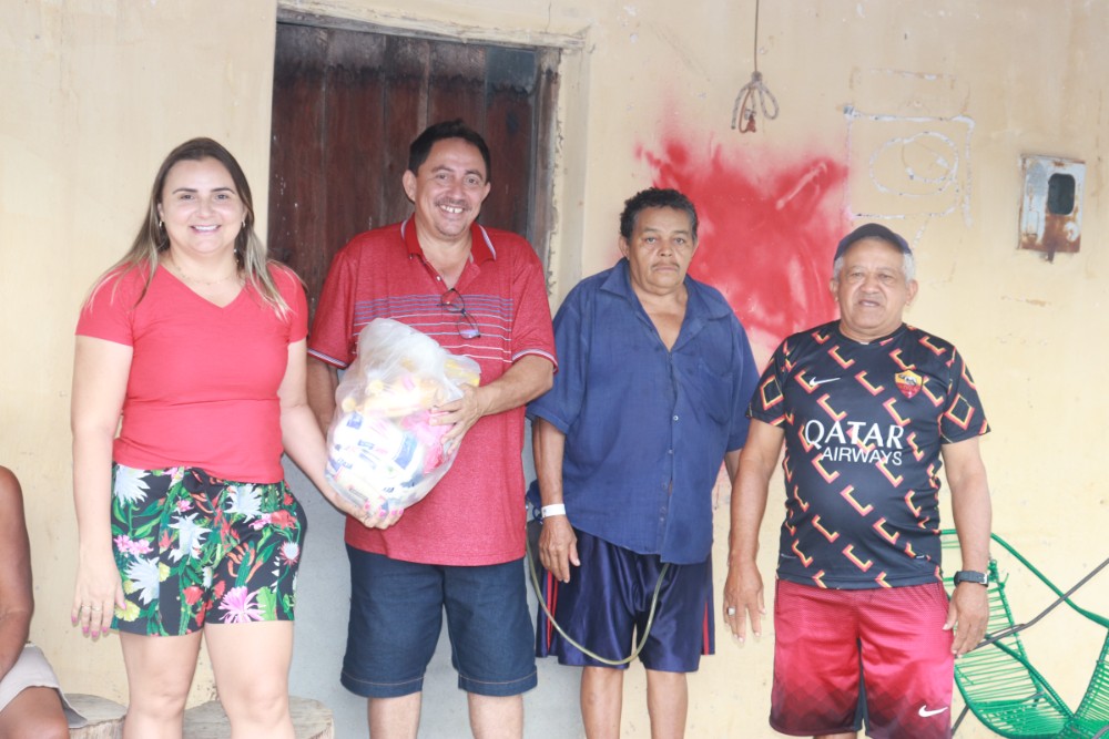 Prefeitura de Lagoinha distribuiu Cestas Básicas para Família Carentes  - Imagem 2