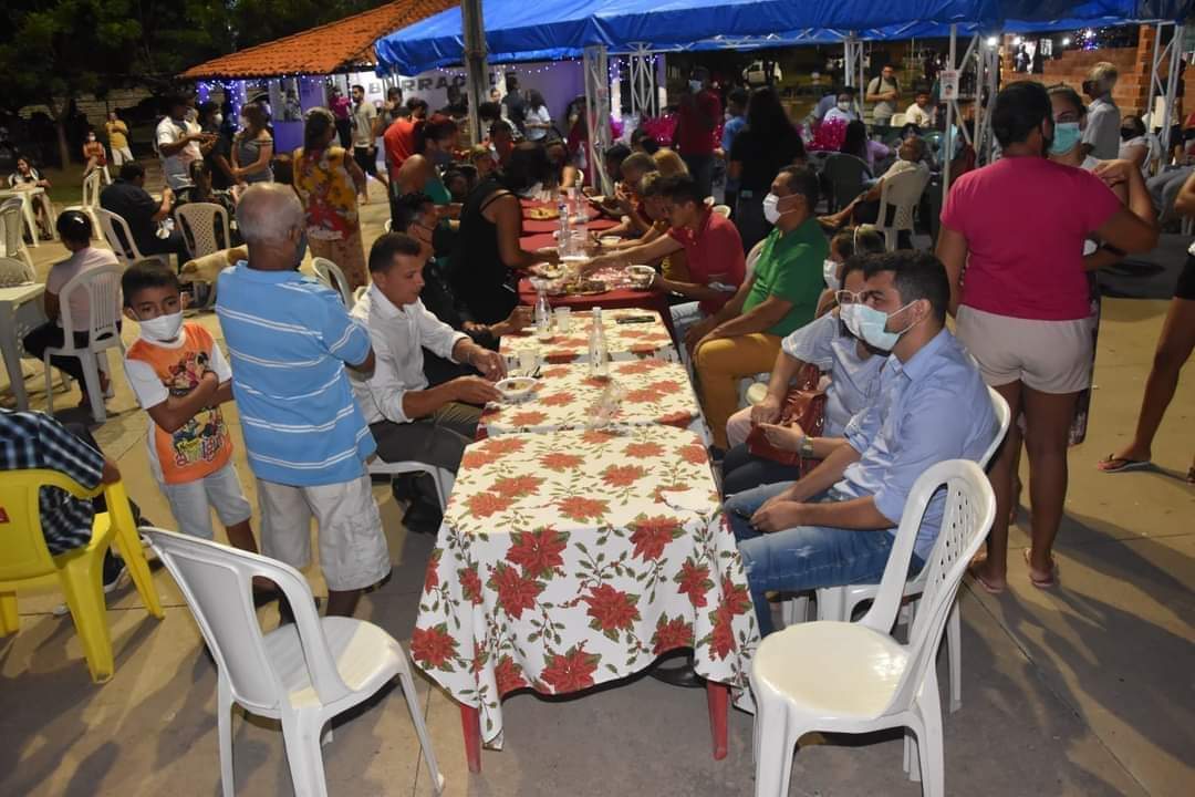 Prefeito João Luiz prestigia festejos de Menino Deus em Monsenhor Gil - Imagem 16