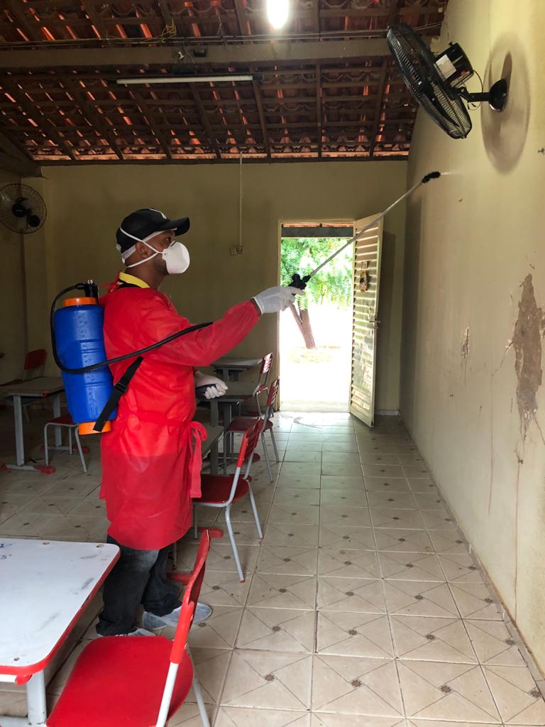 Voltar as aulas em Monsenhor Gil, mas voltar com segurança, diz prefeito João Luiz - Imagem 4