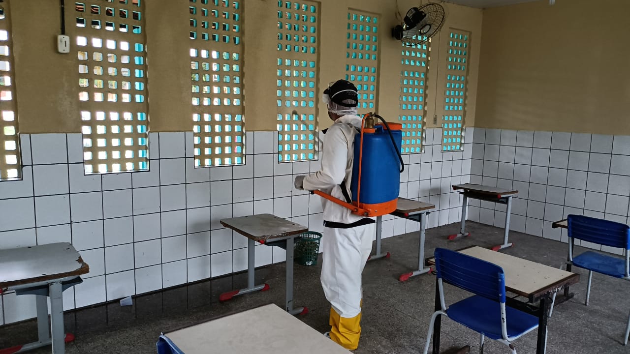 Voltar as aulas em Monsenhor Gil, mas voltar com segurança, diz prefeito João Luiz - Imagem 5