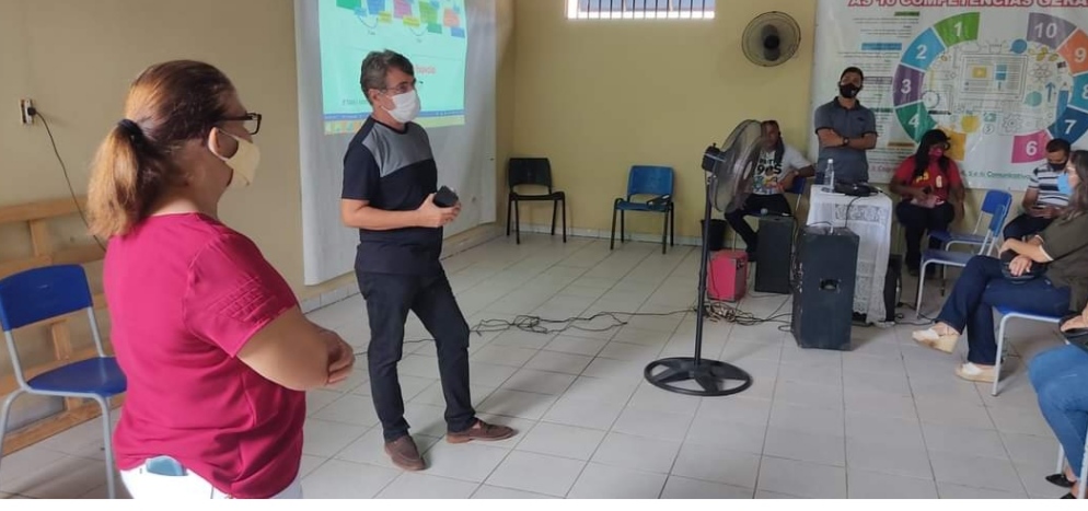 Voltar as aulas em Monsenhor Gil, mas voltar com segurança, diz prefeito João Luiz - Imagem 14