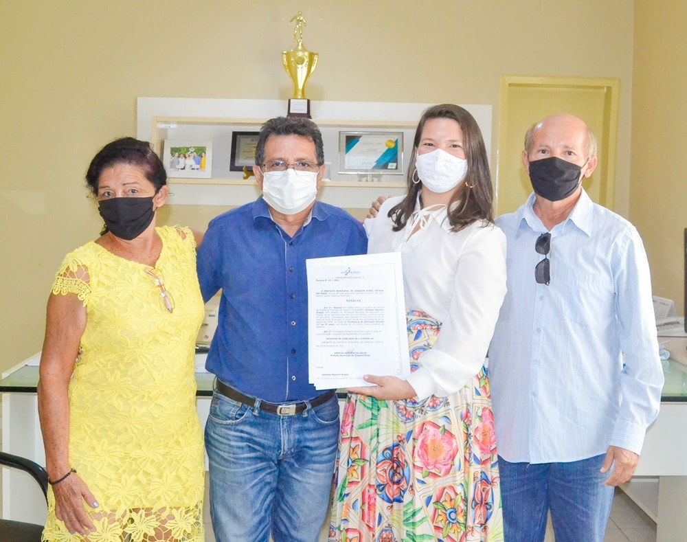 Prefeito Genival Bezerra empossa sete novos professores para Rede Municipal de Ensino - Imagem 7