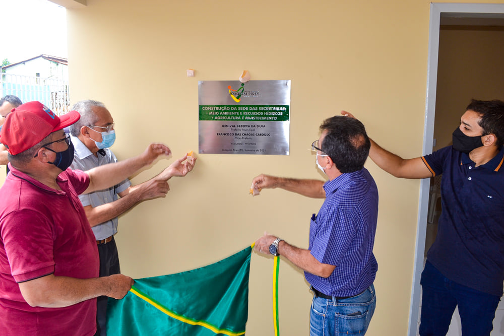 Prefeito Genival Bezerra inaugura sede da SMARH e SMA - Imagem 9