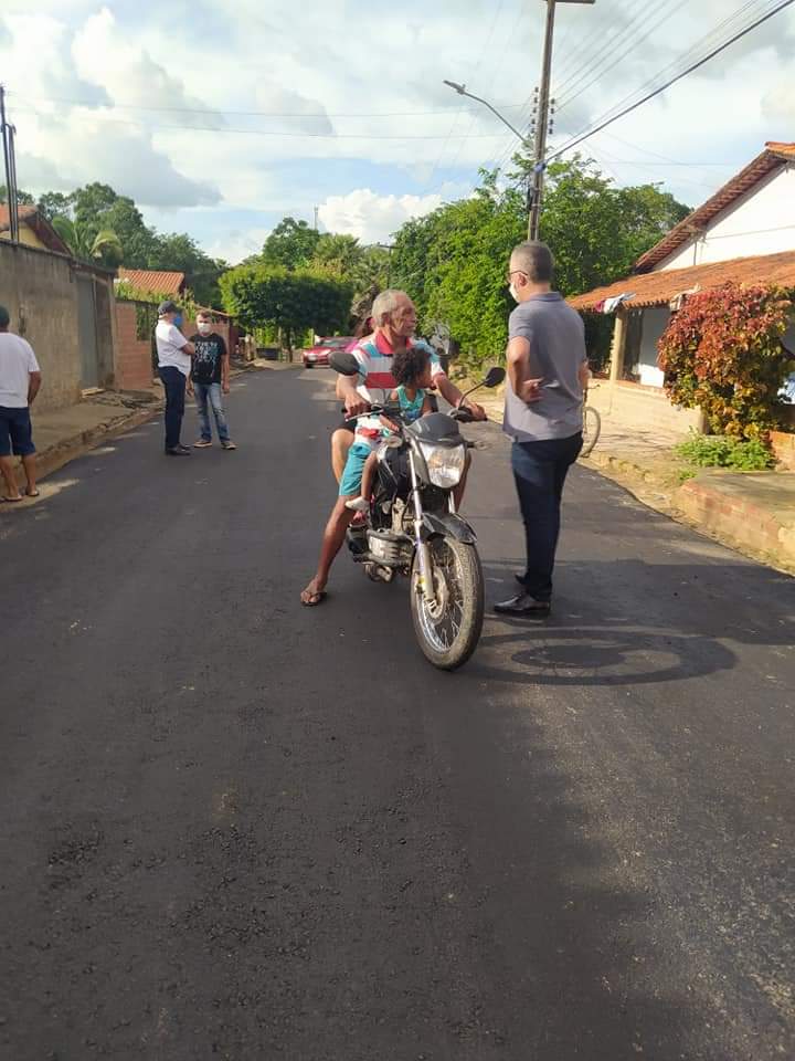 Em Monsenhor Gil e região, João Luiz já é chamado como “prefeito construtor” - Imagem 13