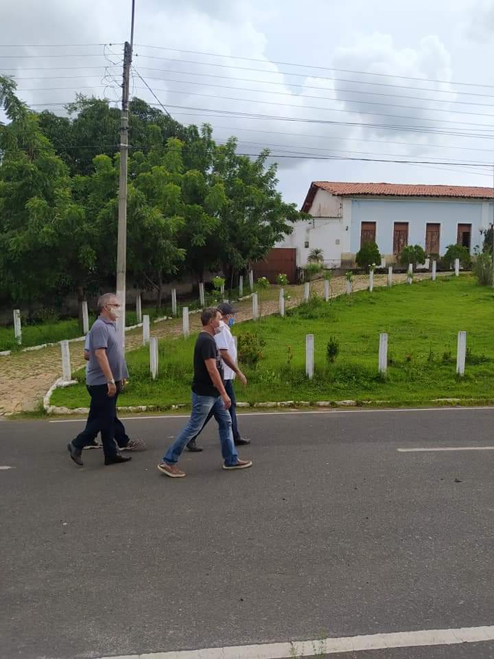 Em Monsenhor Gil e região, João Luiz já é chamado como “prefeito construtor” - Imagem 12