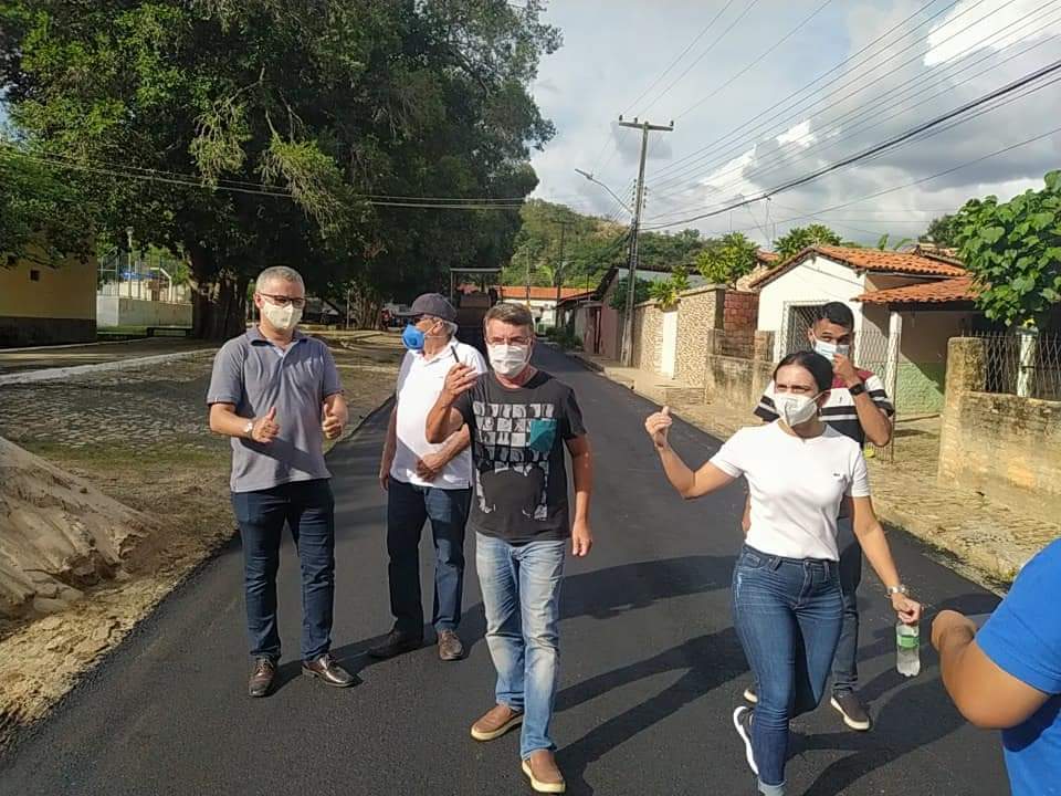 Em Monsenhor Gil e região, João Luiz já é chamado como “prefeito construtor” - Imagem 17
