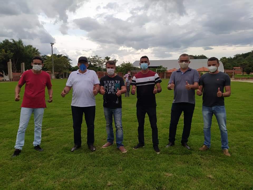 Em Monsenhor Gil e região, João Luiz já é chamado como “prefeito construtor” - Imagem 22