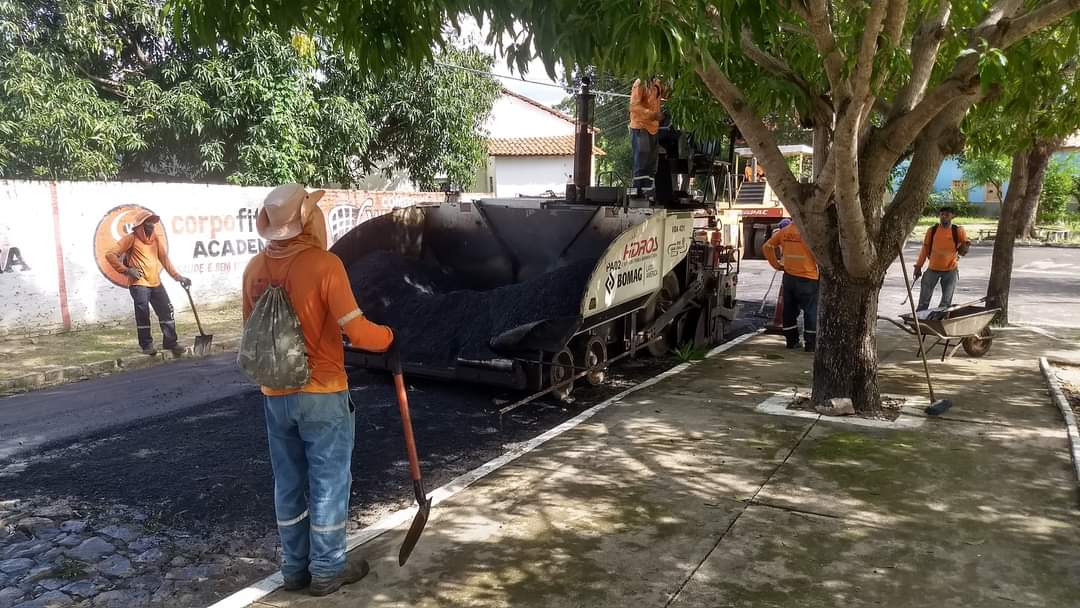Em Monsenhor Gil e região, João Luiz já é chamado como “prefeito construtor” - Imagem 4