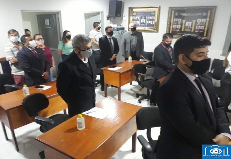 Milton Brandão: Prefeito Evangelista Resende, participa de Sessão Solene e diz em discurso que trabalhará em parceria com todos vereadores  - Imagem 10