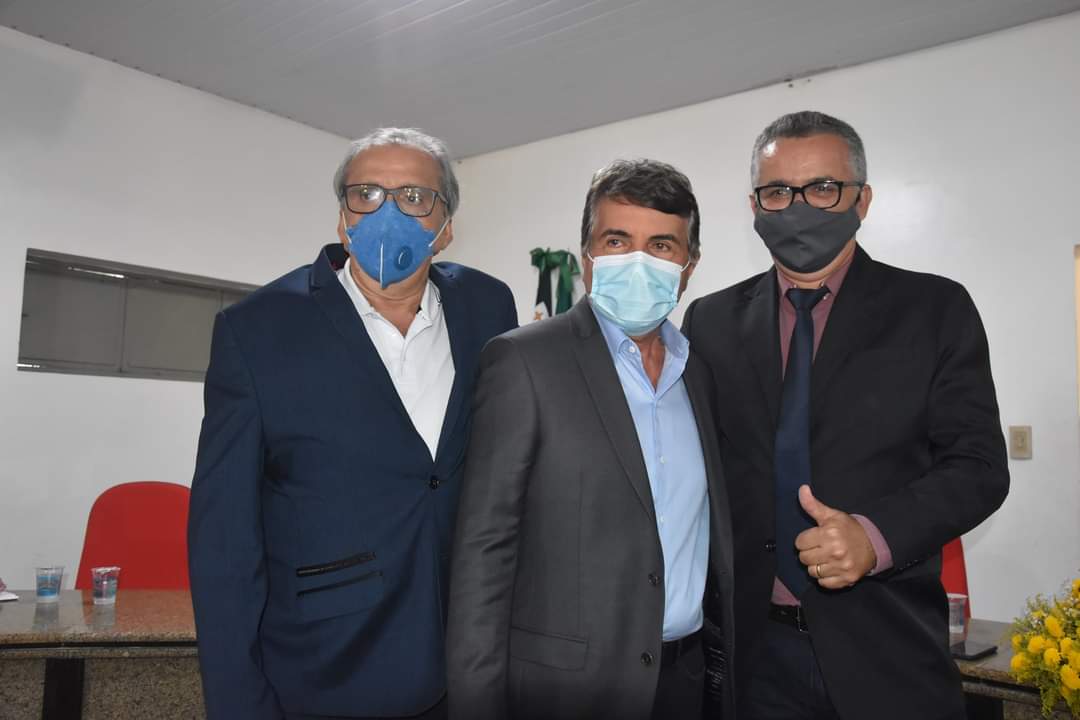 Prefeito João Luiz participa da abertura do Ano Legislativo em Monsenhor Gil - Imagem 11