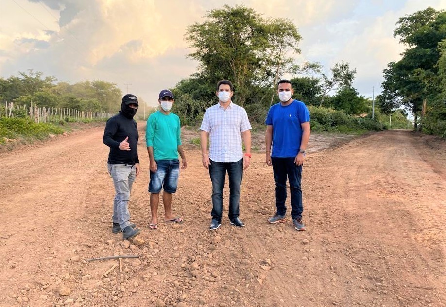 Recuperação de 8,5km de estrada vicinal é concluída em Hugo Napoleão