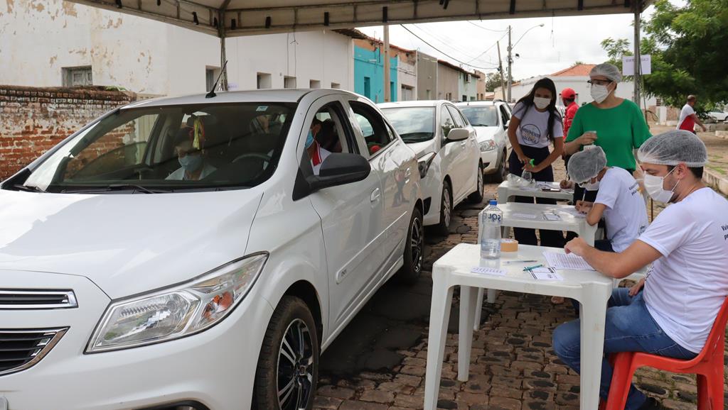 Valença do Piaui avança com vacinação de idosos entre 75 e 79 anos - Imagem 7