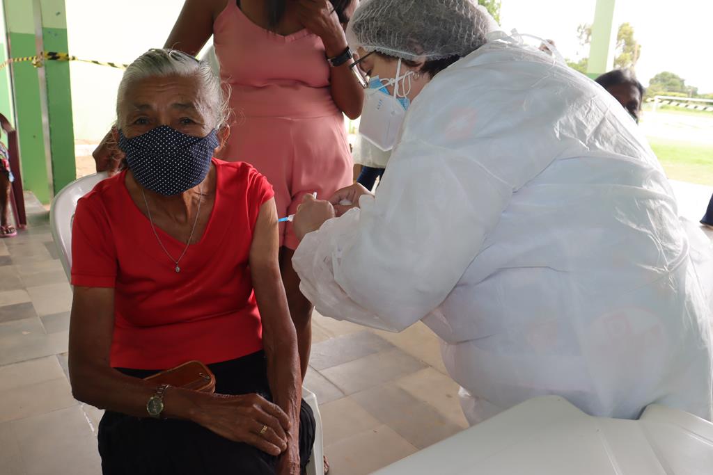Valença do Piaui avança com vacinação de idosos entre 75 e 79 anos - Imagem 16