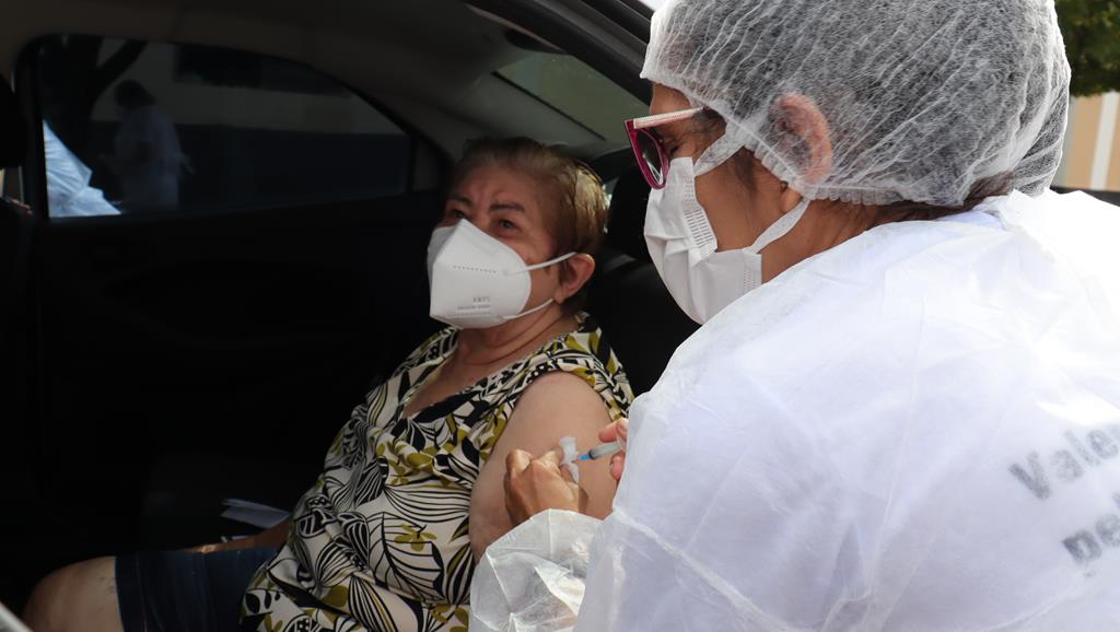 Valença do Piaui avança com vacinação de idosos entre 75 e 79 anos - Imagem 12