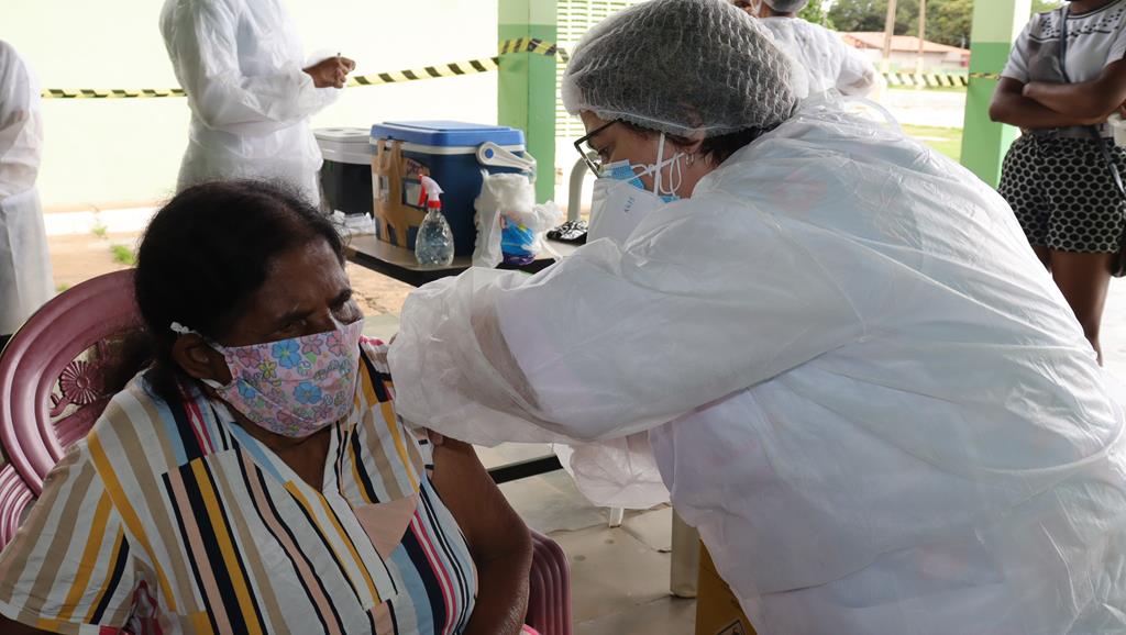 Valença do Piaui avança com vacinação de idosos entre 75 e 79 anos - Imagem 18
