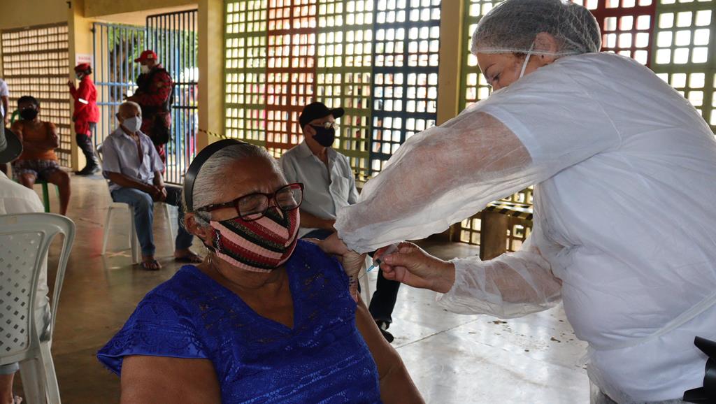 Valença do Piaui avança com vacinação de idosos entre 75 e 79 anos - Imagem 37