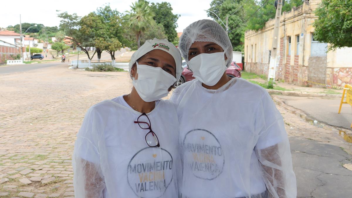 Idosos de 70 e 74 anos são vacinados na cidade e interior de Valença - Imagem 32